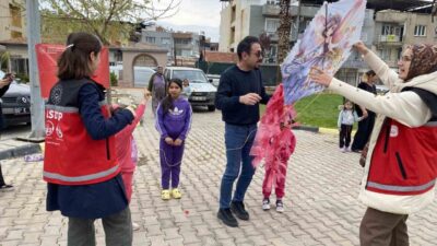 Manisa’nın Alaşehir ilçesinde 8 Nisan Dünya Romanlar Günü etkinlikleri kapsamında