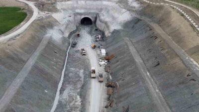 Ankara-Kırıkkale-Çorum-Samsun Hızlı Demir Yolu Projesi’nin 120 kilometrelik Delice-Çorum etabında çalışmaların