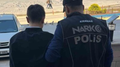Kırıkkale’de polis ekiplerince düzenlenen operasyonda aracında ve ikametinde kokain ile