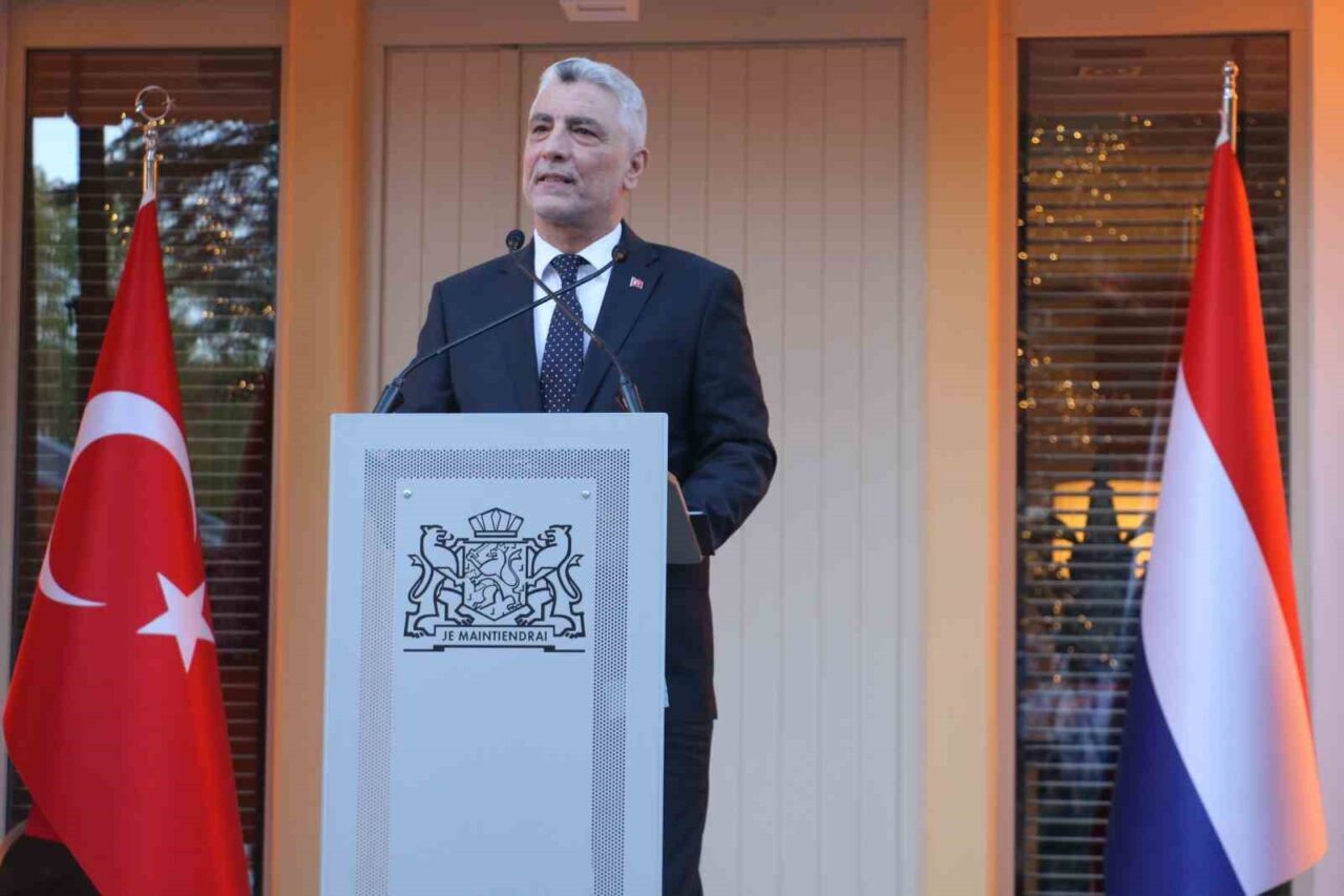 ANKARA (İHA) – Ticaret Bakanı Ömer Bolat, “Hollanda bugün, Türkiye’nin