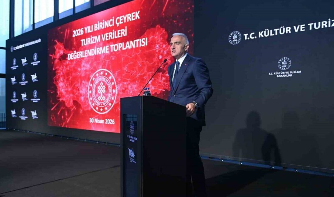 Türkiye’nin krizlere rağmen turizmde büyümesini sürdürdüğünü belirten Kültür ve Turizm