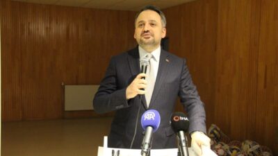 Çorum’da gençlerle bir araya gelen Gençlik ve Spor Bakan Yardımcısı