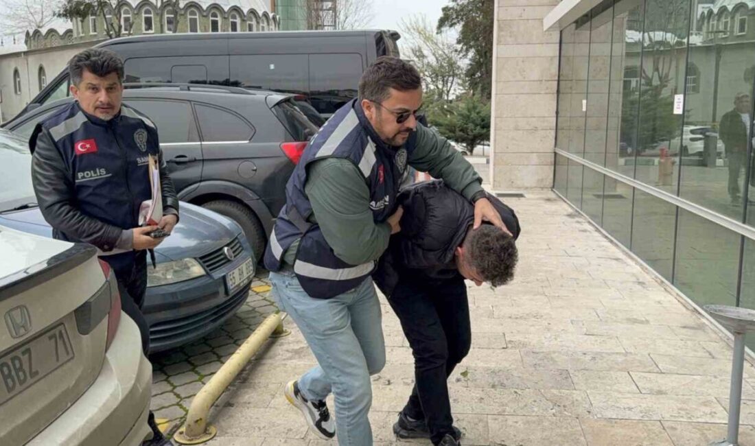 Samsun’un Atakum ilçesinde sokak ortasında yaşanan kapkaç olayının şüphelisi çıkarıldığı