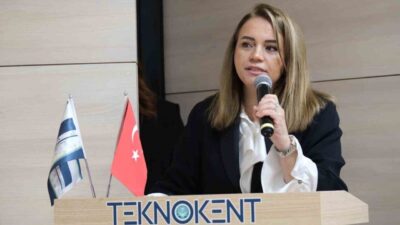 Balıkesir Teknokent’te düzenlenen Uluslararası Girişimcilik Paneli’nde, girişimlerin global pazarlara açılma
