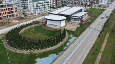 Başiskele’de çocukları bilim ve teknolojiyle buluşturmak amacıyla projelendirilen 15 Temmuz