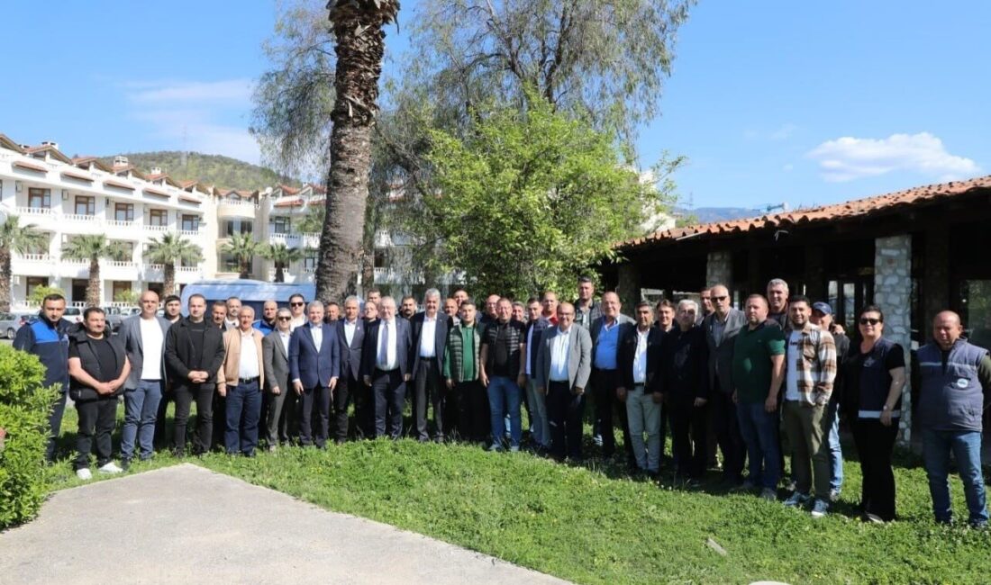 Balıkesir’in Edremit Belediye Başkanı Mehmet Ertaş, yaklaşan Kurban Bayramı ve