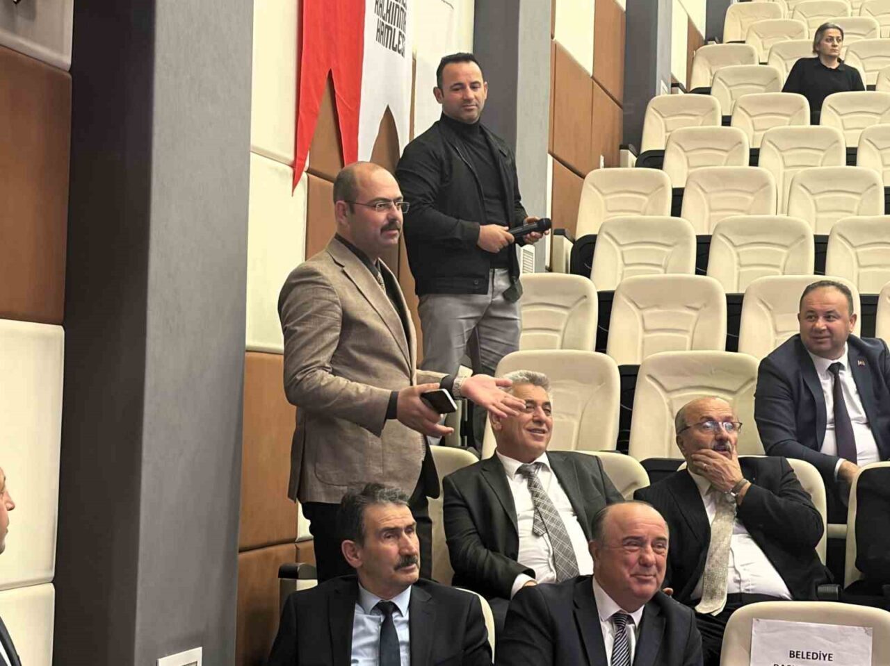 Tosya Belediye Başkanı Volkan Kavaklıgil, Tosya ilçesinde hem içme suyu