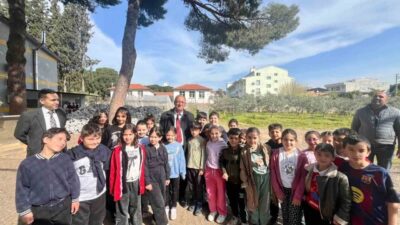 Sultanhisar Belediye Başkanı Osman Yıldırımkaya, okulların ihtiyaçlarını karşılarken, en büyük