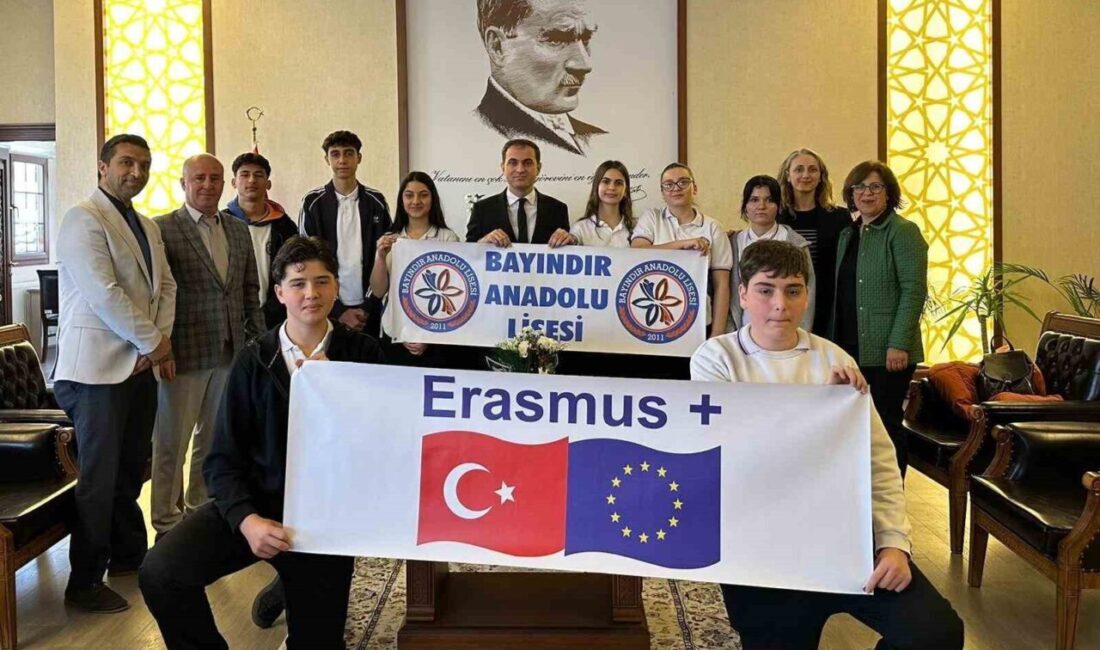 İzmir’in Bayındır ilçesinde, Bayındır Anadolu Lisesi öğrencileri Erasmus projesi kapsamında