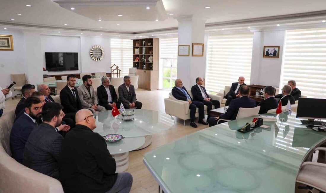 Büyük Birlik Partisi Genel Başkanı Mustafa Destici, Düzce Belediye Başkanı