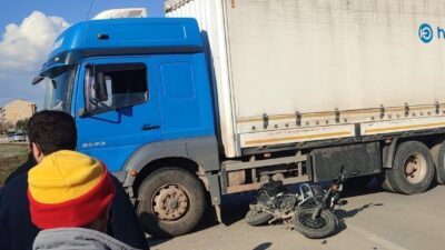 Konya’nın Beyşehir ilçesinde motosiklet ve otomobilin karıştığı iki ayrı kazada