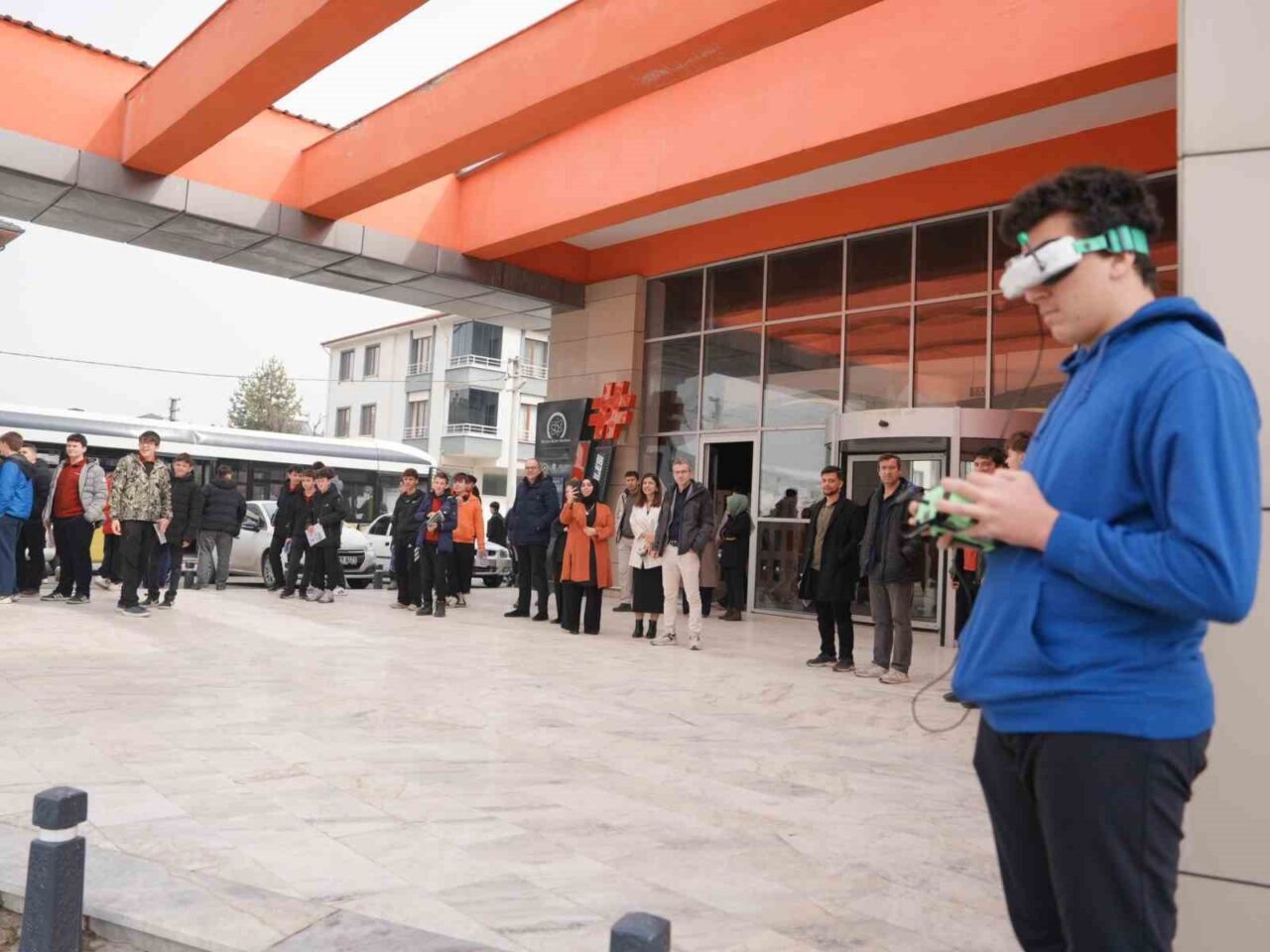 Türkiye’nin 12’nci bilim merkezi olan Düzce Bilim Merkezi, çocukları atölye