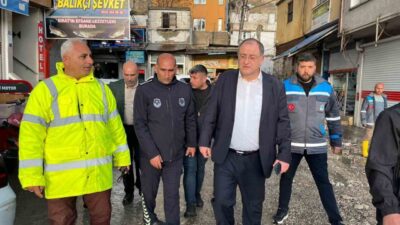 Şanlıurfa’nın Birecik ilçesinde etkili olan şiddetli yağışların ardından ilçede birçok