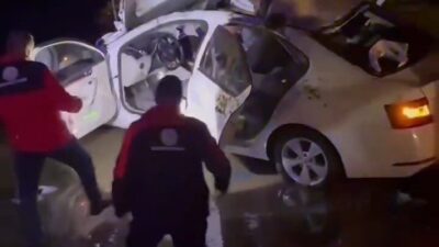 Bitlis’in Güroymak ilçesinde otomobilin at arabasına çarpması sonucu meydana gelen