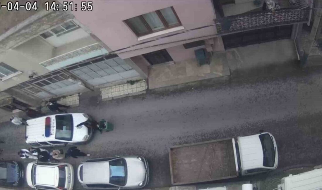 Bursa’da 40 yıllık eşi olan emekli polis memurunu satır ve