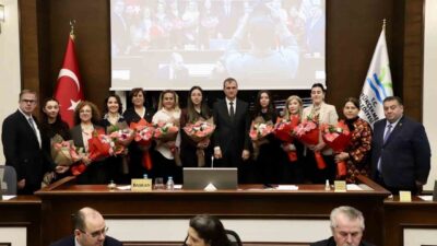 Büyükçekmece Belediye Meclisi, nisan ayı birinci toplantısını gerçekleştirildi. Toplantıya encümen