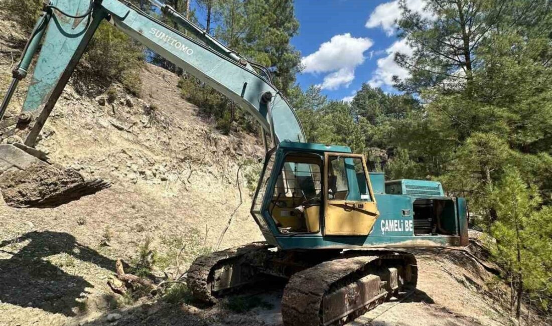 DENİZLİ (İHA) – Denizli’de Çameli Belediyesi ekipleri, Gökçeyaka Mahallesi’nde yoğun