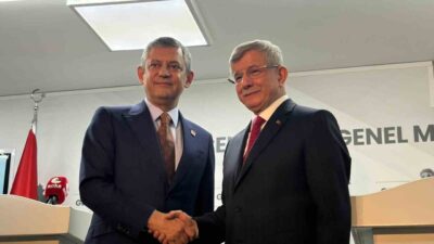 CHP Genel Başkanı Özgür Özel, “Türkiye’de Davutoğlu’nun Başbakanlığı döneminde çok