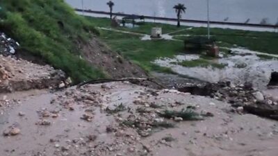 Şırnak’ın Cizre ilçesinde etkili olan sağanak yağışın ardından meydana gelen