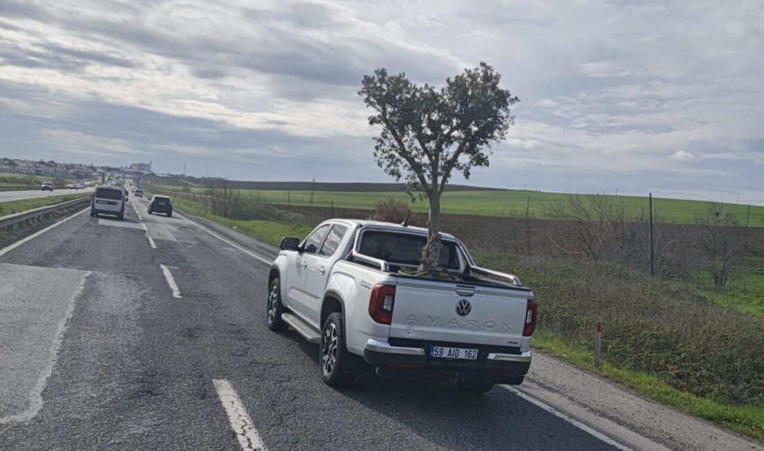 Uluslararası E-5 (D-100) kara yolunda İstanbul Silivri istikametinden Çorlu yönüne