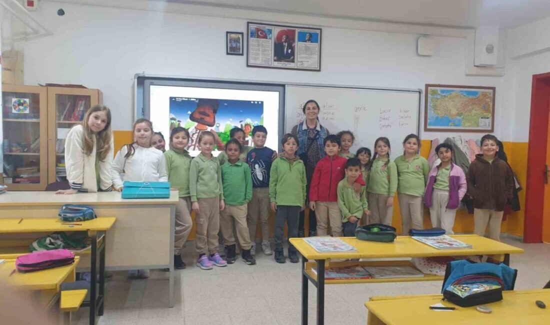 Muğla’nın Datça ilçesinde, öğrencilerin gelişimine katkı sağlamak amacıyla düzenlenen “Hikâyelerle