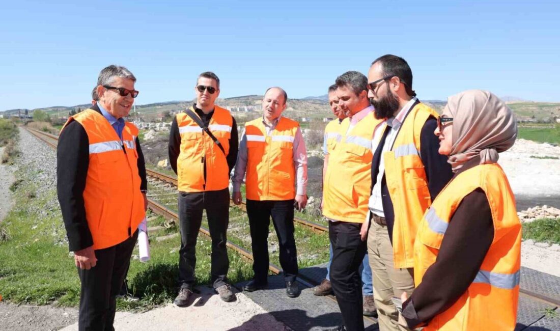 Ulaştırma ve Altyapı Bakanlığı heyeti, Dünya Bankası finansmanıyla yürütülen “Demiryolu