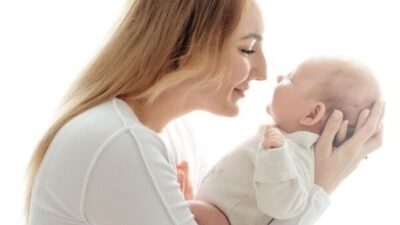 Denizli Büyükşehir Belediyesi, ‘Yeni Doğan Yardımı’ projesi kapsamında 11 ve