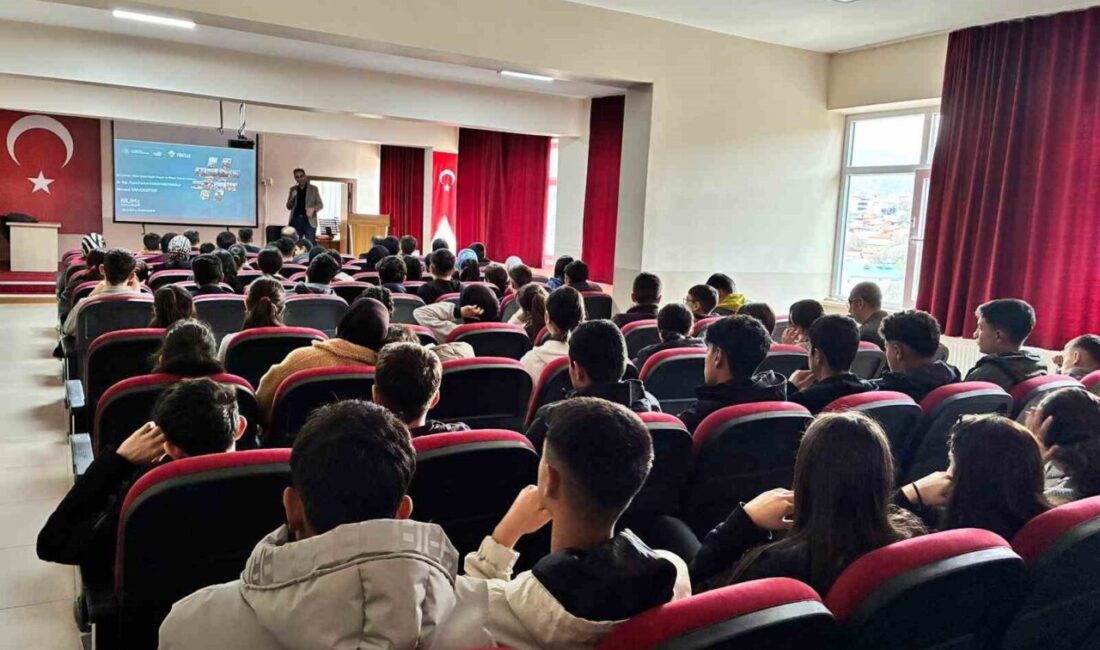 Tunceli’nin Çemişgezek ilçesinde, dijital çağın önemli sorunlarından biri olan “siberkondri”