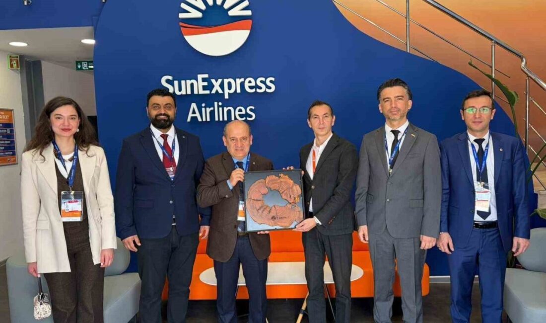Balıkesir’in Edremit Ticaret Odası (ETO) heyeti, SunExpress yöneticileriyle bir araya