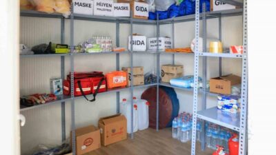 Muhtemel bir afet anında vatandaşlara destek olması amacıyla Efeler Belediyesi