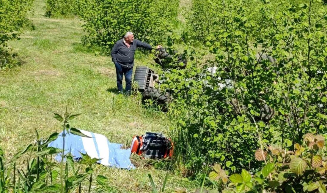 Sakarya’nın Karasu ilçesinde bahçesinde ot biçtiği esnada devrilen traktörün altında