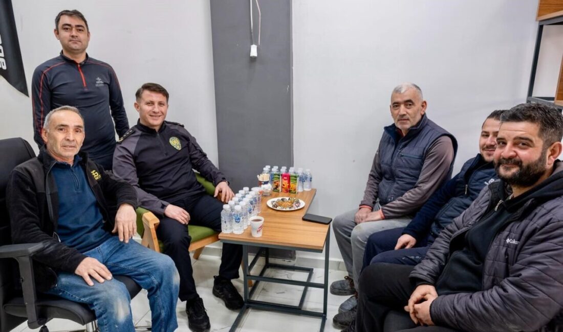 Bilecik İl Emniyet Müdürü Erdem Çağlar esnafla buluştu. Bilecik İl