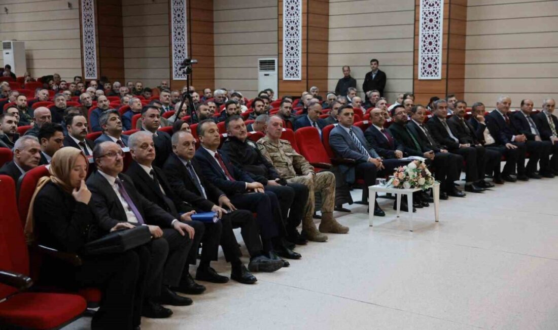 Erzincan’da, Vali Hamza Aydoğdu başkanlığında geniş katılımlı bir istişare toplantısı