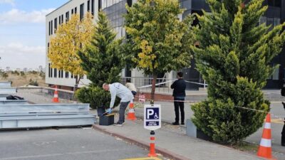 Kayseri’de eski eşini okuduğu fakültenin önünde pompalı tüfekle vurarak öldürmekten