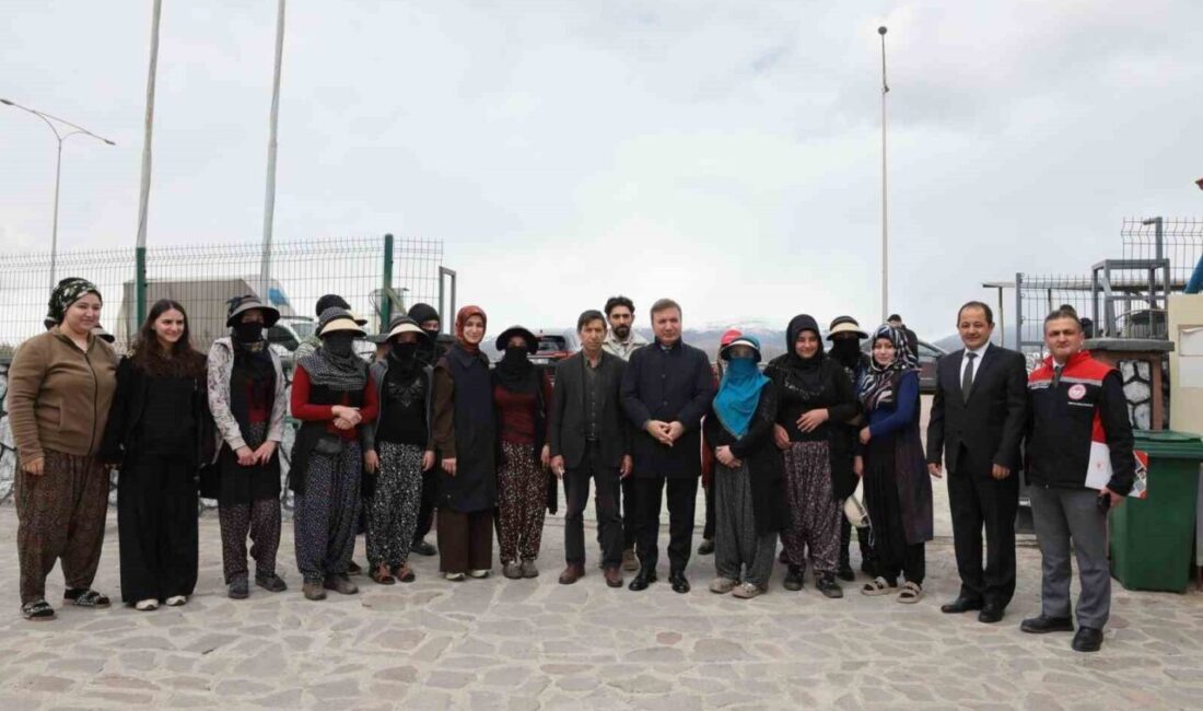 Erzincan Valisi Hamza Aydoğdu, İl Tarım ve Orman Müdürü Alper