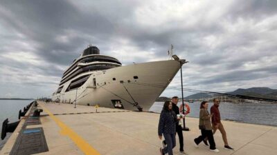 Bodrum Lüks kruvaziyer gemisi Four Seasons 1’i ağırladı. Malta bayraklı