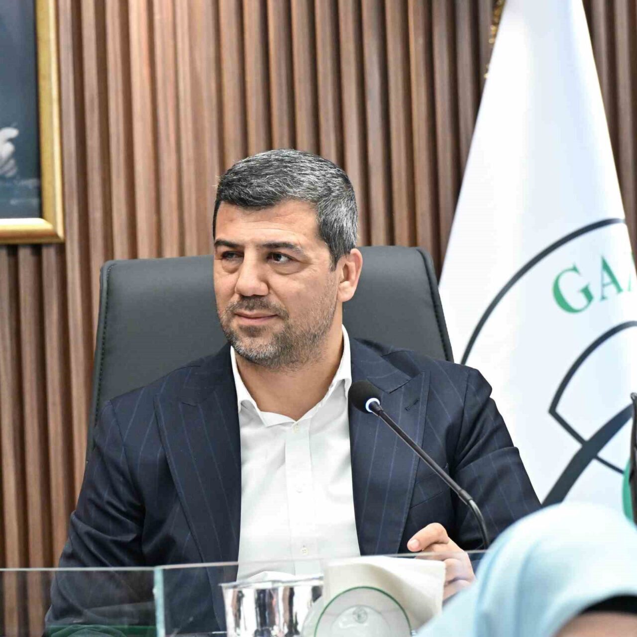 Gaziosmanpaşa Belediye Başkan Vekili Eray Karadeniz, belediye meclisinin nisan ayı