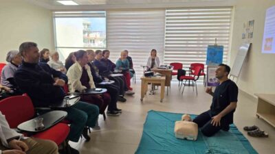 Antalya’nın Gazipaşa ilçesinde hizmet veren Gazipaşa Devlet Hastanesi’nde sağlık çalışanlarına
