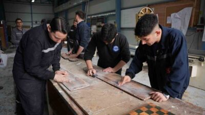 Türk denizcilik sektörüne dünya standartlarında uzmanlar yetiştirmek hedefleniyor. Sektörün nitelikli