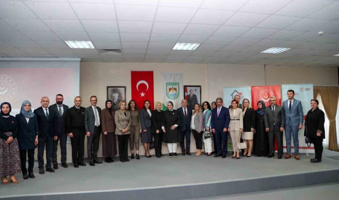 Bursa Valisi Erol Ayyıldız’ın eşi Dilek Didem Ayyıldız, İznik ve