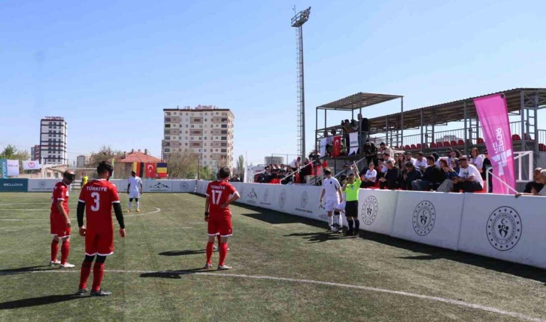 Kayseri’de düzenlenen Bellona International Blind Football Erciyes Cup’ta Görme Engelliler