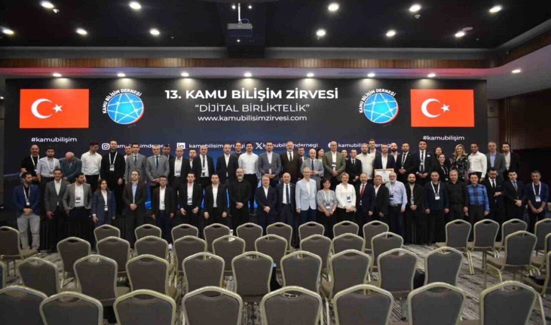 Hatay Büyükşehir Belediyesi (HBB), kamu kurumlarında dijital dönüşümün ele alındığı