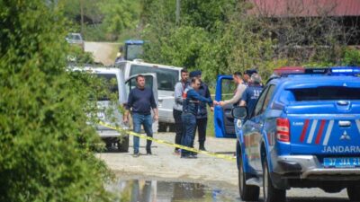 Kastamonu’nun Taşköprü ilçesinde traktörle tarladan dönen karı-kocayı silahla vurarak öldüren