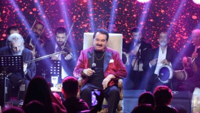 Ünlü sanatçı İbrahim Tatlıses, rahatsızlanarak hastaneye kaldırıldı. 74 yaşındaki sanatçının