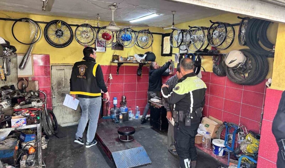 Hatay’da polis ekipleri tarafından İskenderun’da motosiklet hırsızlığına yönelik gerçekleştirilen denetimde