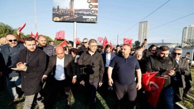 Mülkiyeti Vakıflar Genel Müdürlüğüne devredilen Meslek Fabrikası binasında polis ekiplerinin