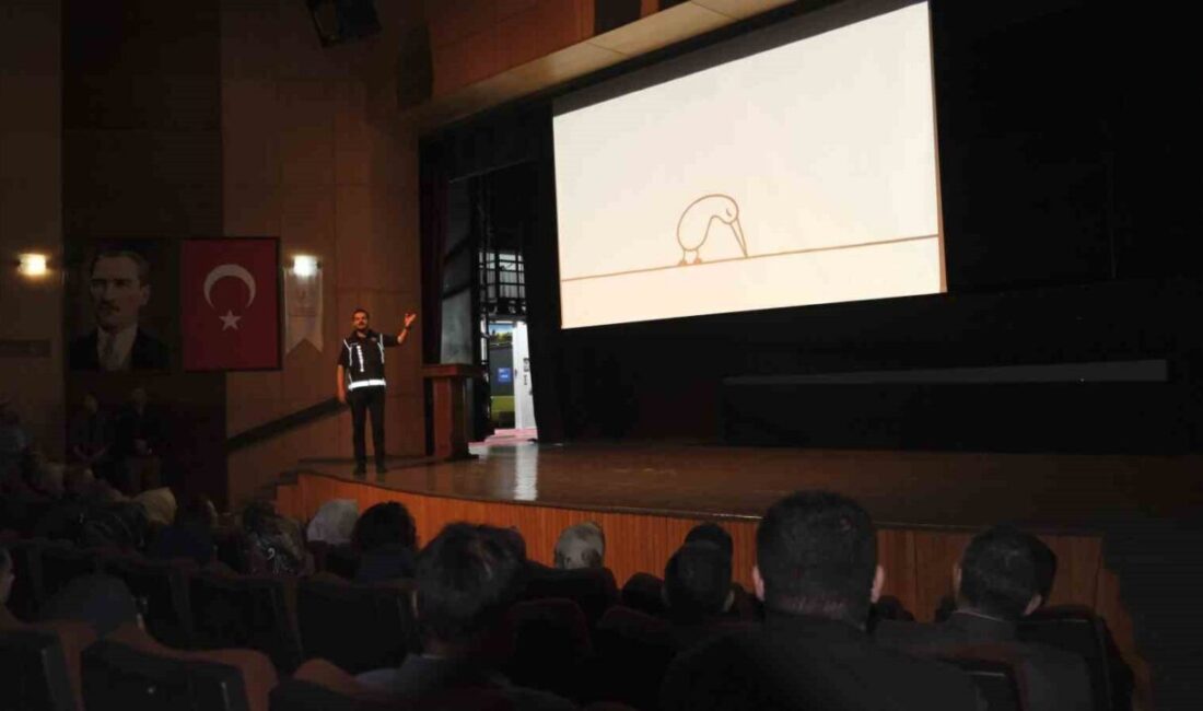 Karaman’da İçişleri Bakanlığı koordinasyonunda yürütülen “En iyi narkotik polisi anne”