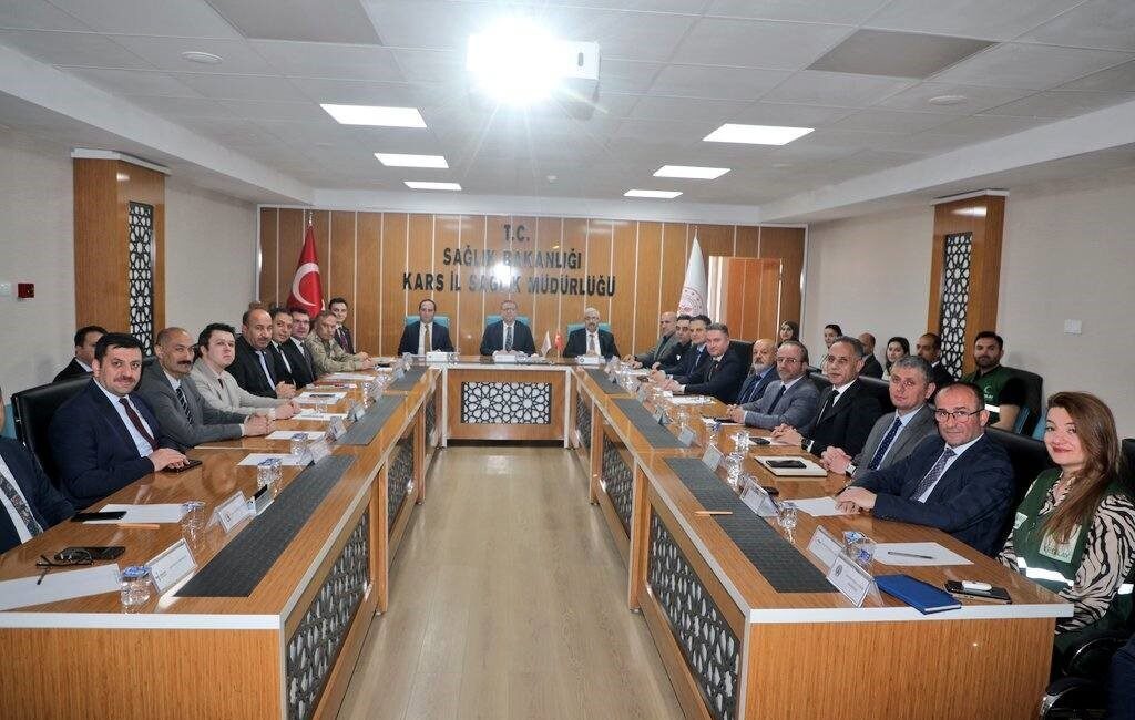 Kars Valisi Ziya Polat’ın başkanlığında düzenlenen “Bağımlılıkla Mücadele İl Koordinasyon