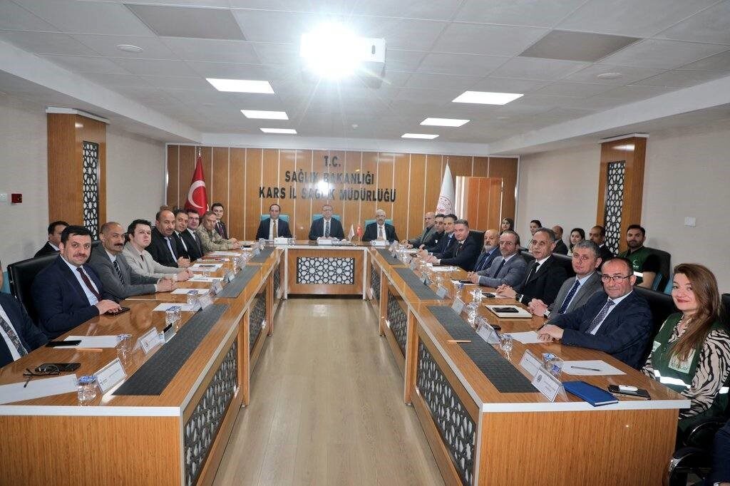 Kars Valisi Ziya Polat’ın başkanlığında düzenlenen “Bağımlılıkla Mücadele İl Koordinasyon