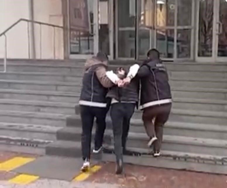 Kayseri’de polis ekipleri tarafından yapılan çalışmalarda, ‘çocuğun cinsel istismarı’ suçundan